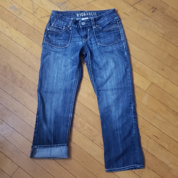 Jean capris - Picture 3 of 4